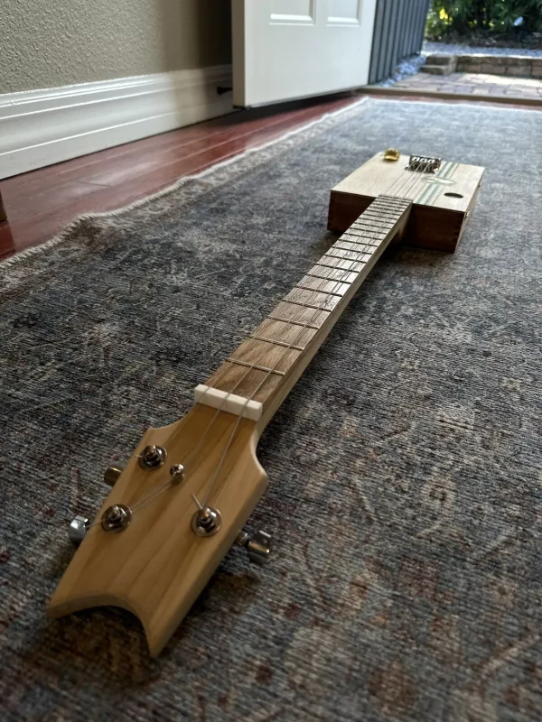 3-String AVO UVEZIAN Guitar - Image 5